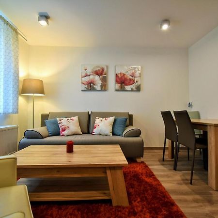 Apartment Dalibor II With Private Entrance And Private Garage Špindlerŭv Mlýn Esterno foto
