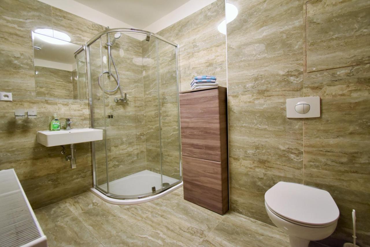 Apartment Dalibor II With Private Entrance And Private Garage Špindlerŭv Mlýn Esterno foto